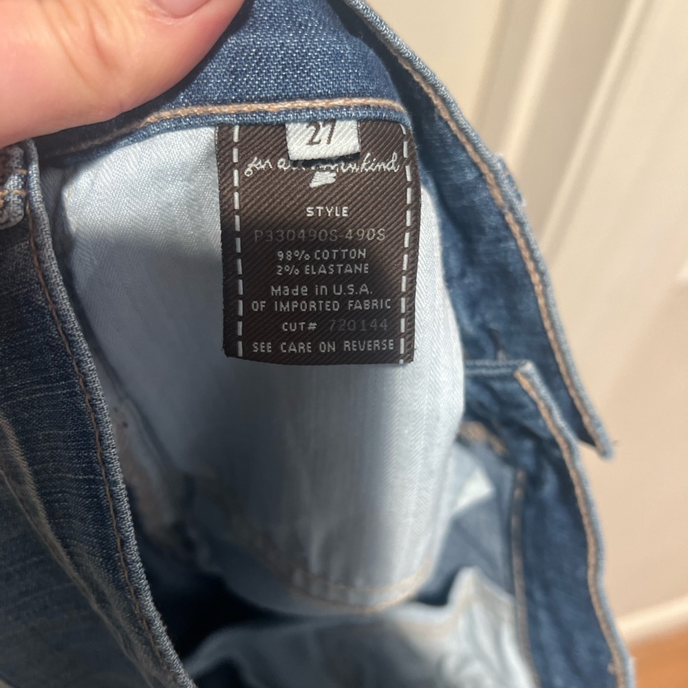 Women's Blue Jeans - Picture 3 of 3